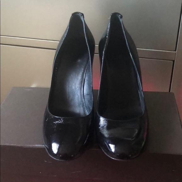 Authentic Gucci Patent Leather Wedges - Picture 6 of 6